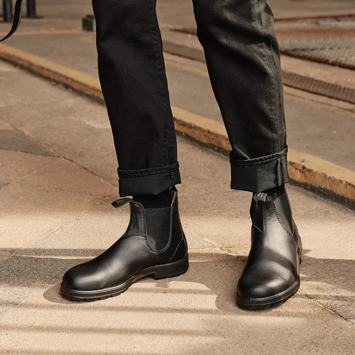 2115 Chelsea Boot in Black from Blundstone Comfortable fit Flexible Frame Daily Walks
