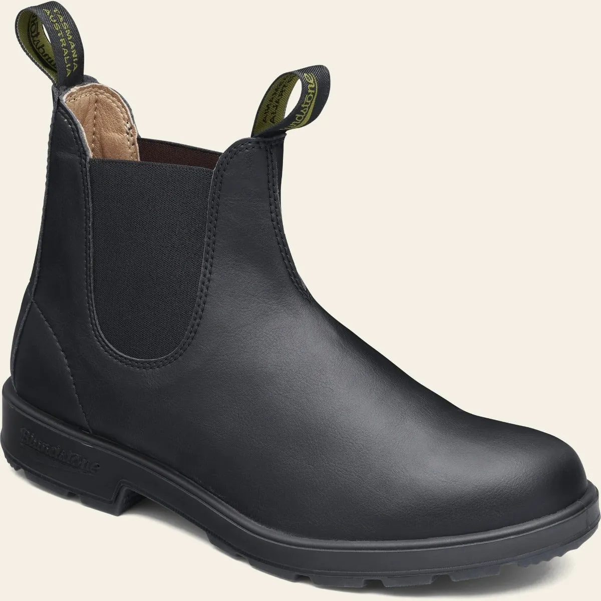 2115 Chelsea Boot in Black from Blundstone Rock Star