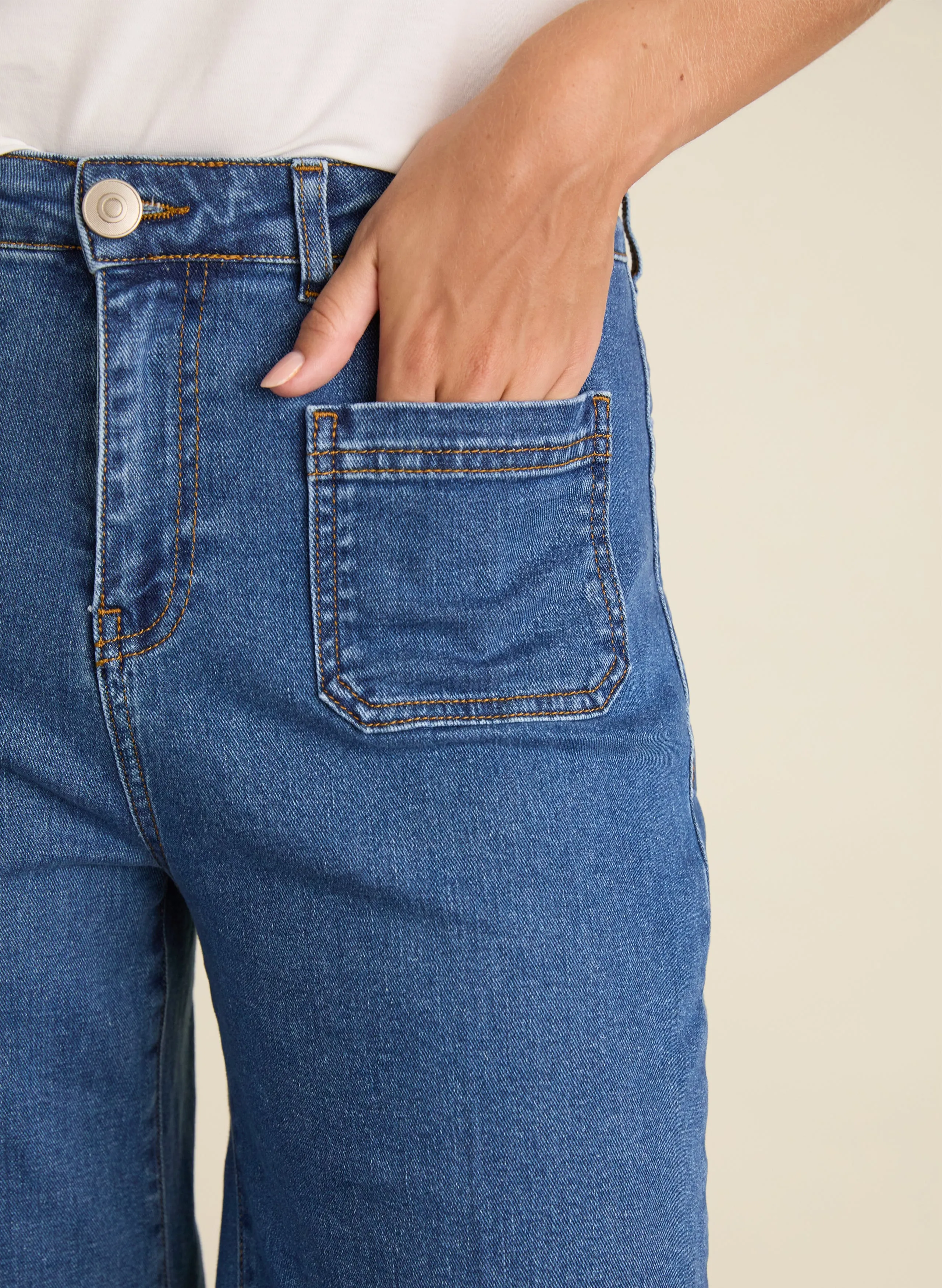 Tapered leg Robyn?Organic Cotton Stretch Jeans