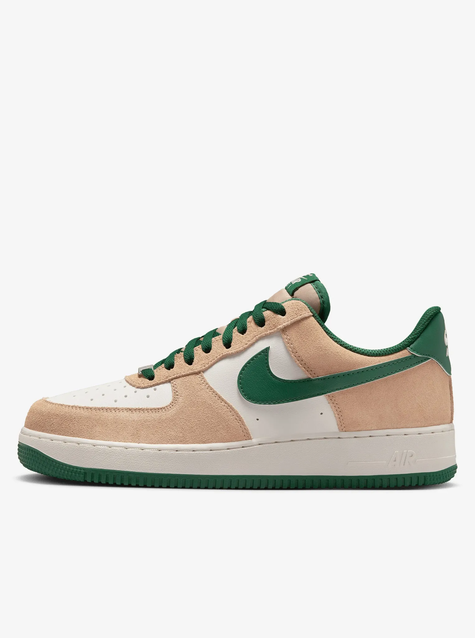 Air Force 1 '07 LV8 Mens slow walk