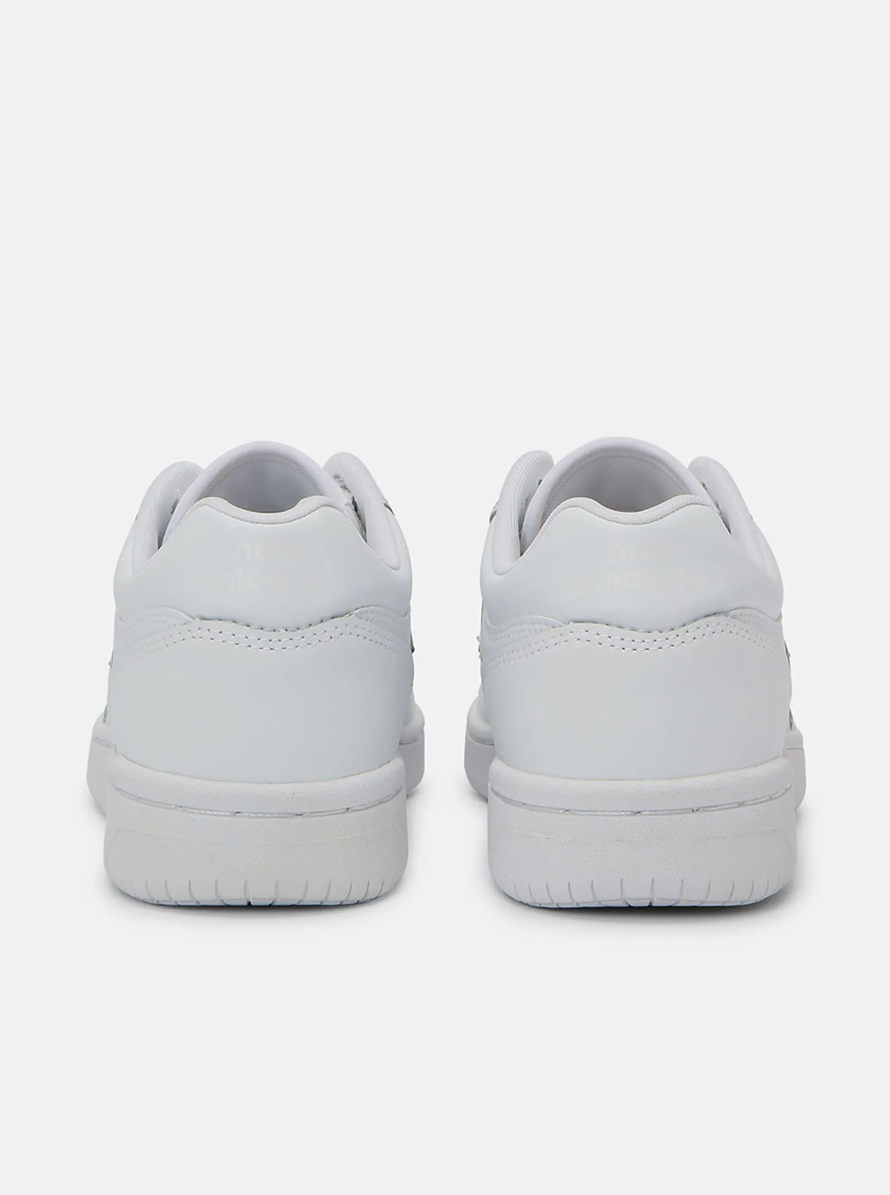 Handcrafted Detailing Lightweight Design 480 Unisex