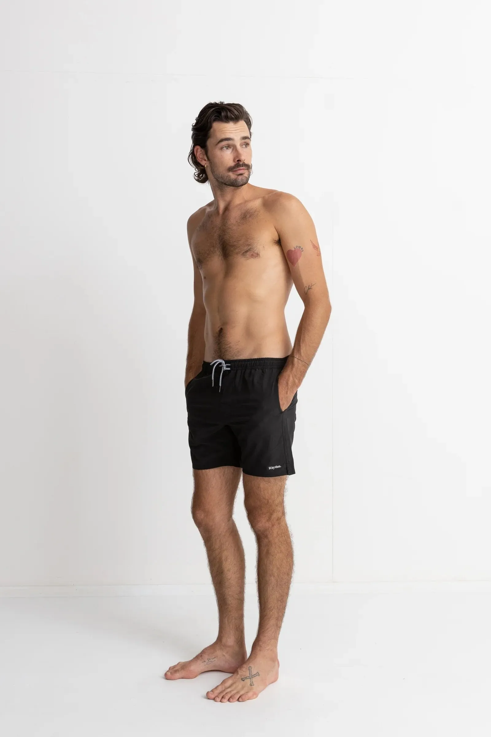 Seamless Design Bacterial Growth Prevention Classic Beach Short Black