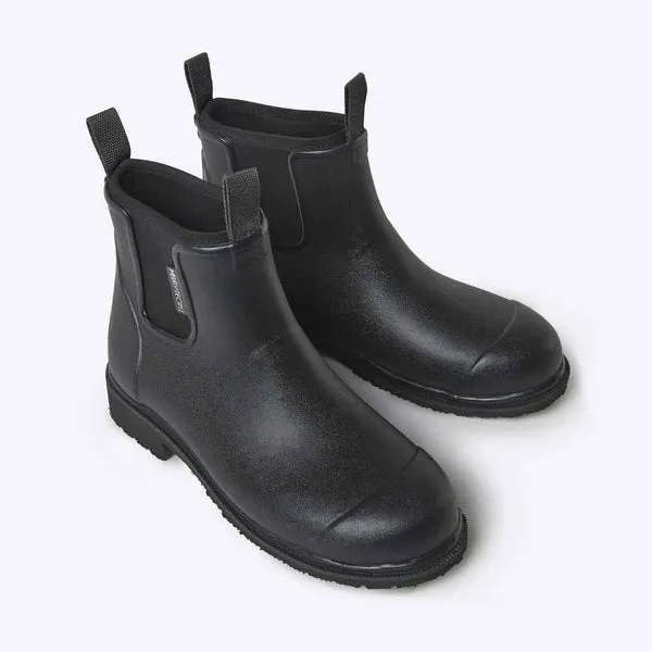 Smooth Style Urban Fit Bobbi Rain Boot in Black from Merry People