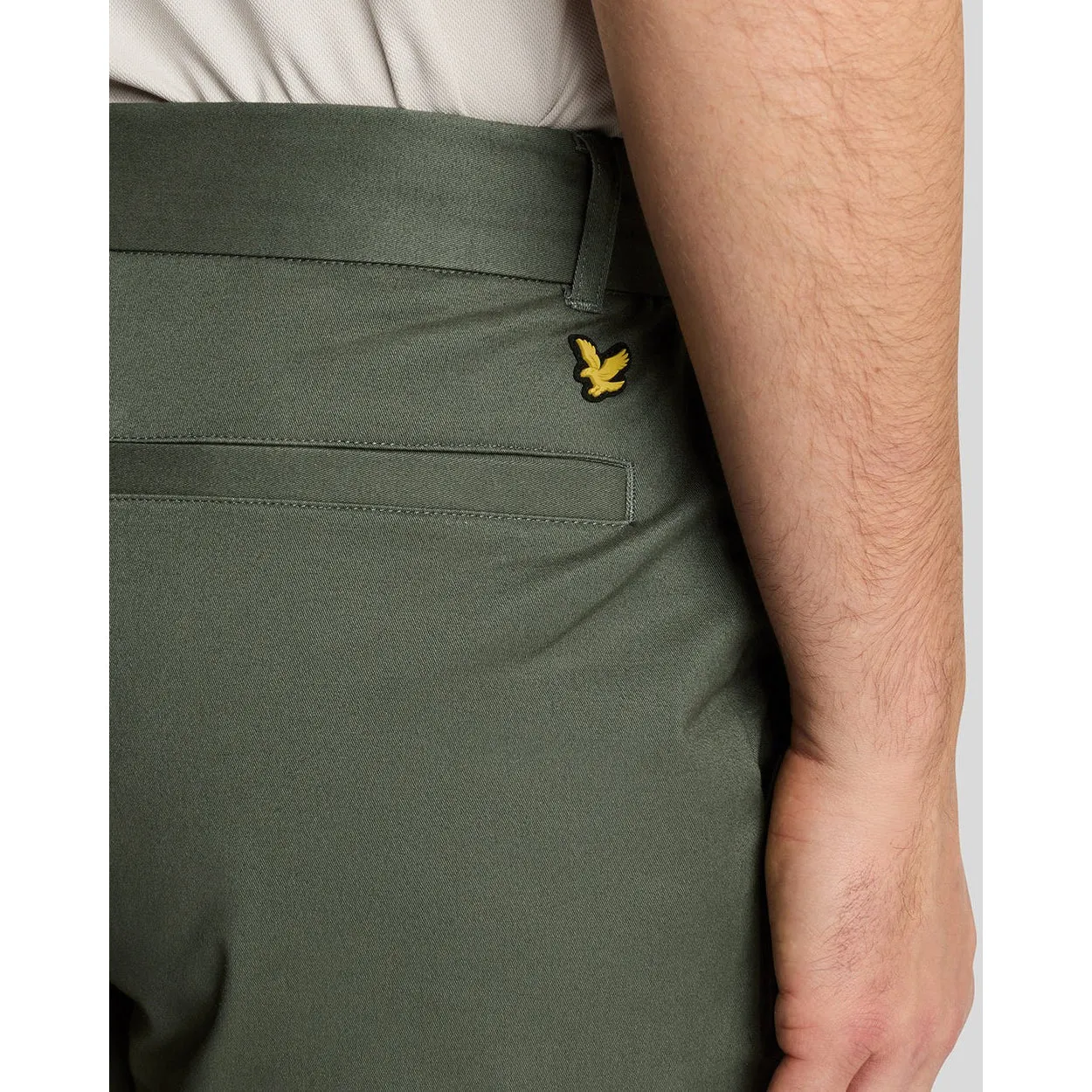 Temperature Regulating Tech Lyle & Scott Course Stretch Golf Shorts - Cactus Green