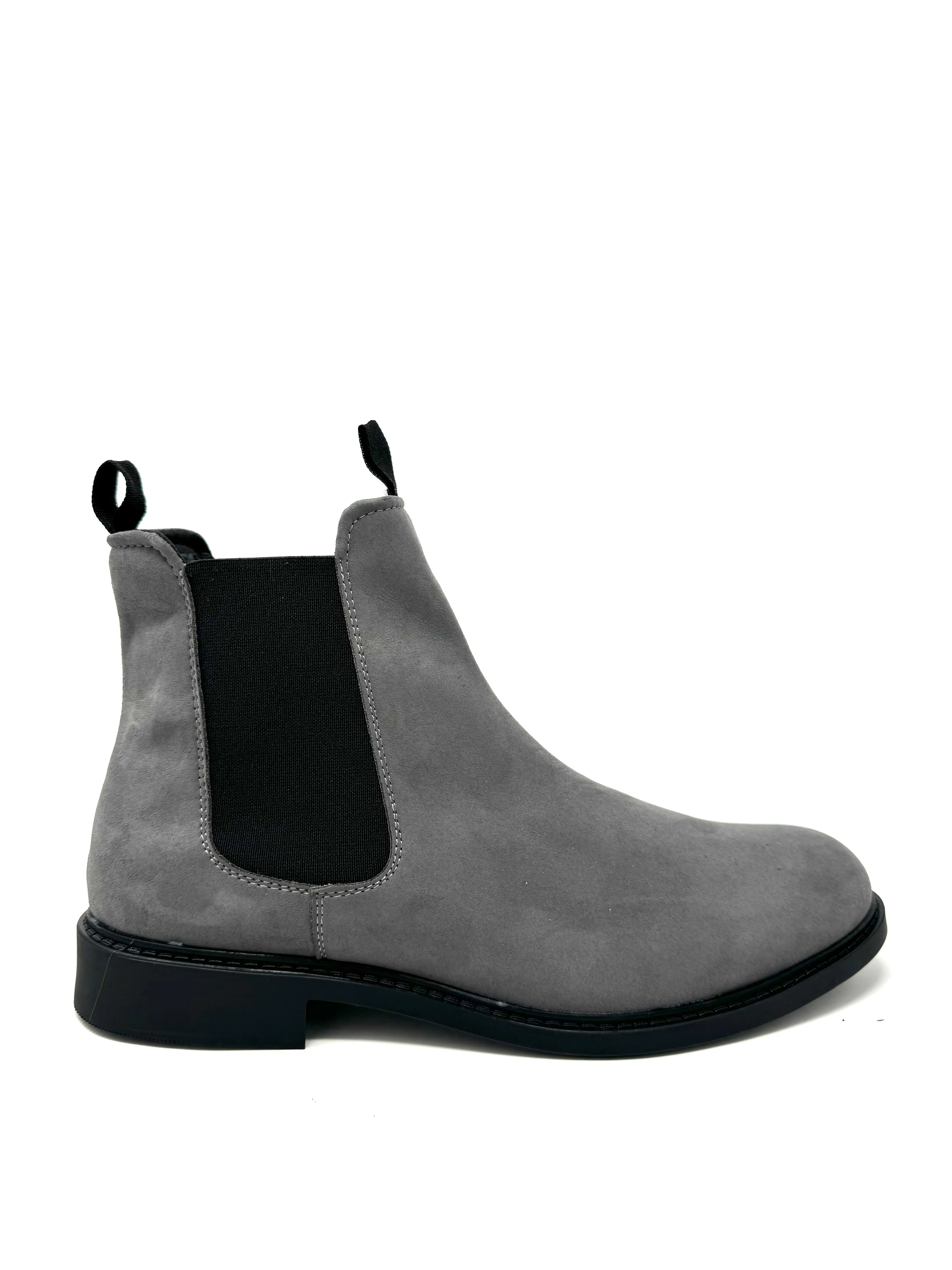 Flexible Frame Remote Hiking Bruce Chelsea Boot in Grey Suede from Novacas
