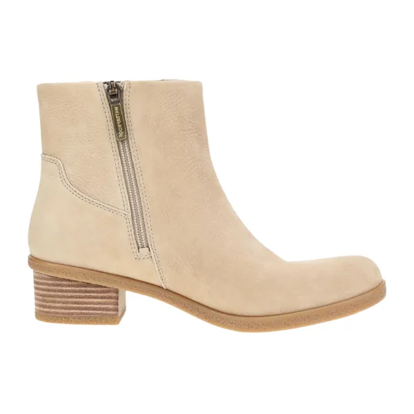 Fashion Comfort Adventure Time Dansko Women's Daisie Waterproof Sand