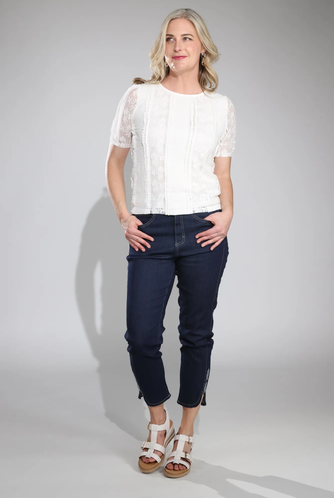 Capri Jeans | MID INDIGO | 6983C1 Quick Matchup Seasonal piece