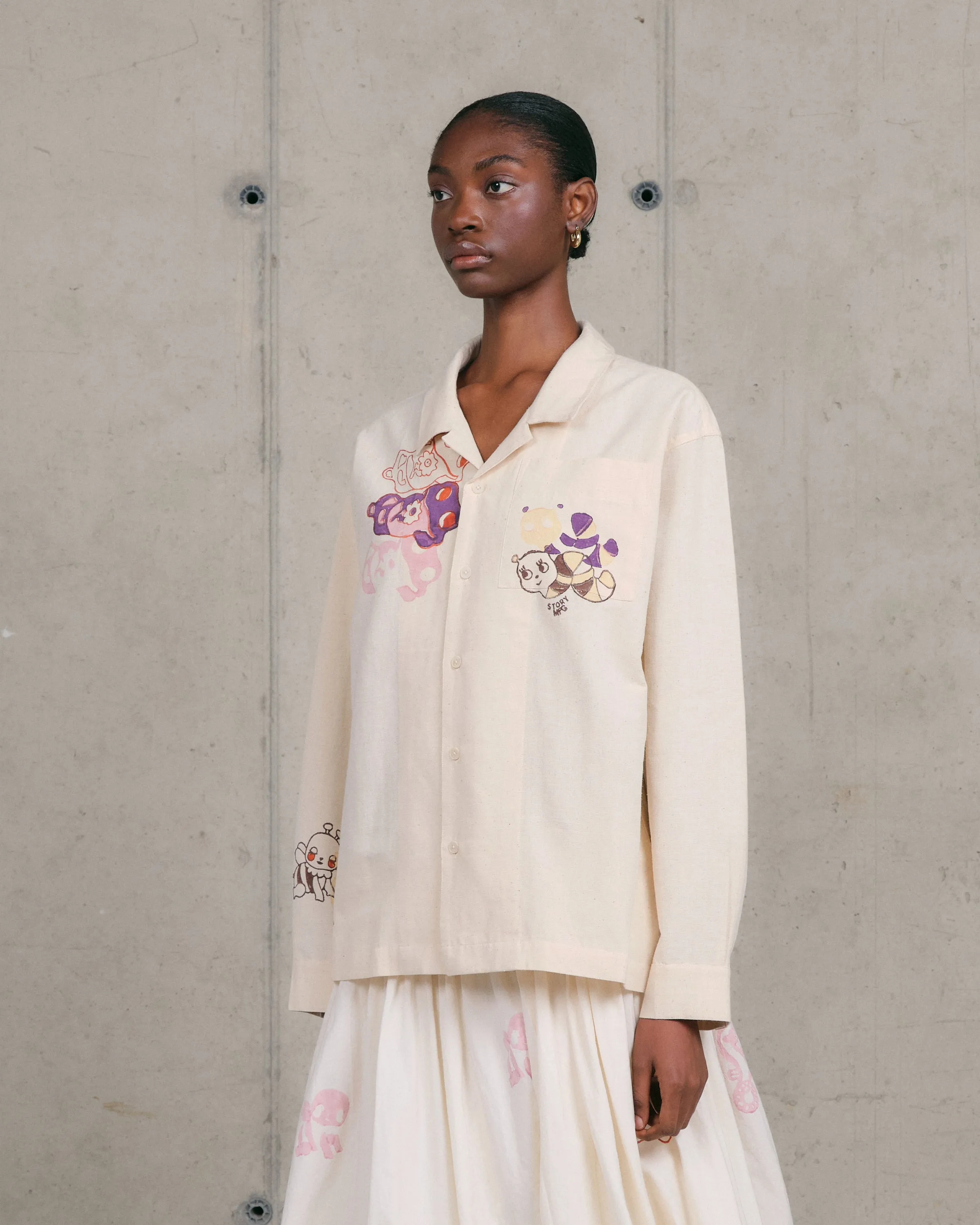 WrinkleResistant Greetings Shirt LS - Ecru Earth Trip