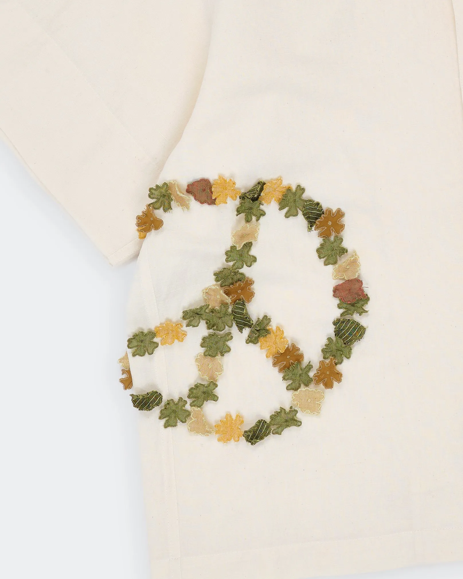 Greetings Shirt SS - Ecru Peace Stretch performance