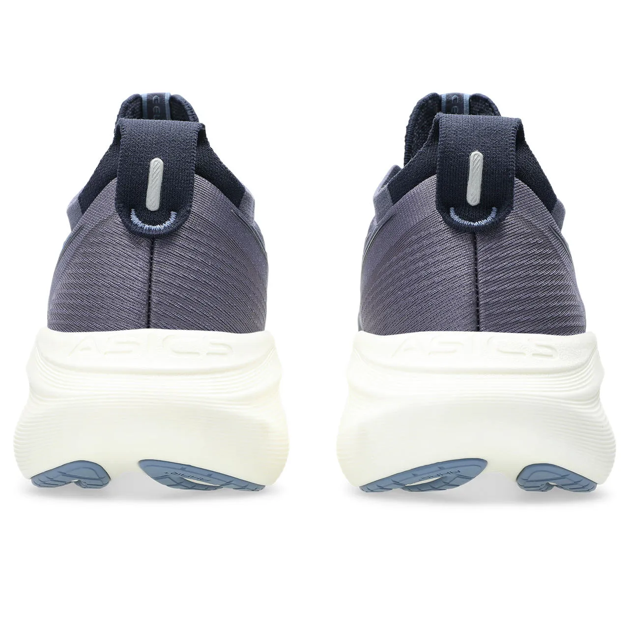 Men's Gel-Nimbus 27 group walk