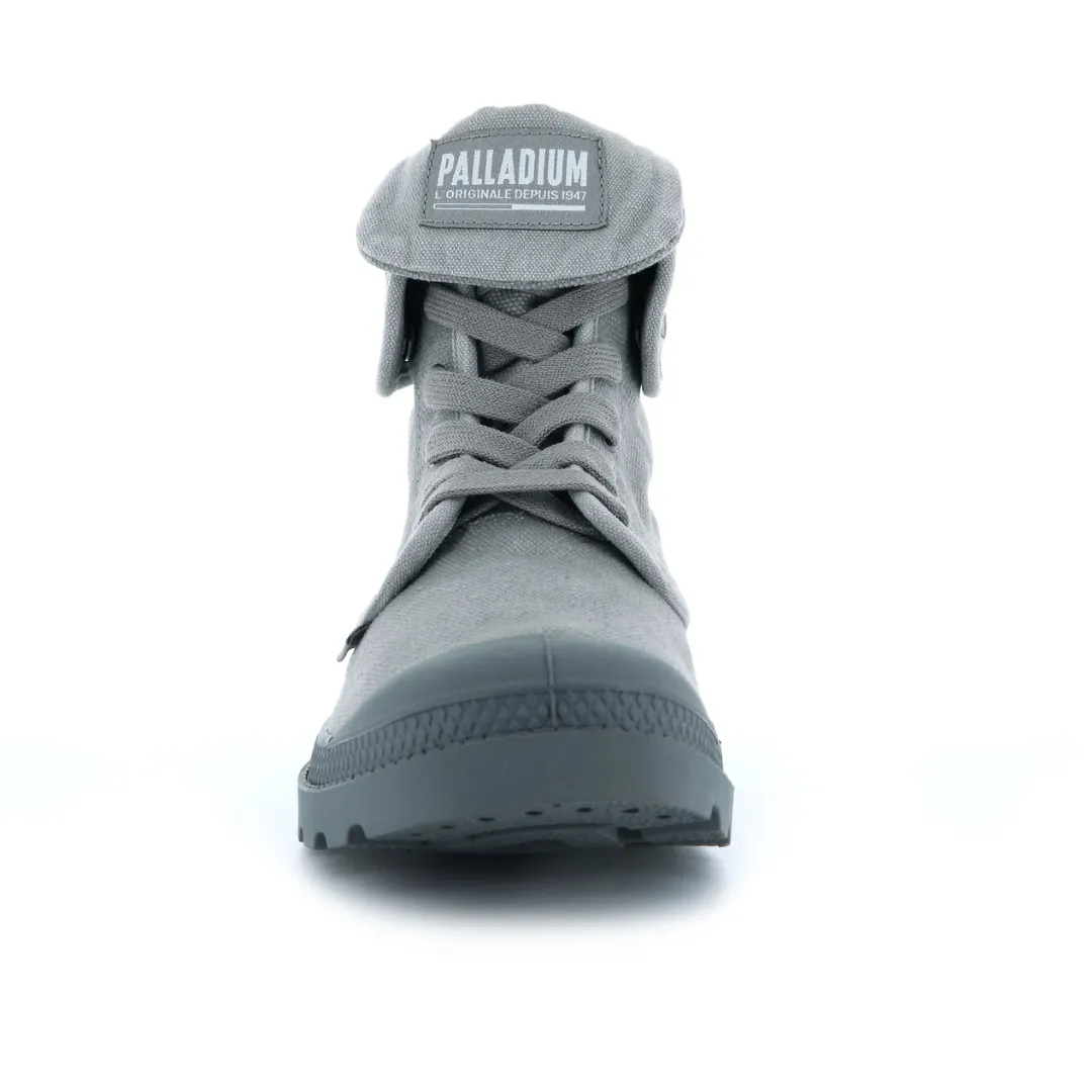 Feather Light Weather Resistant User Baggy Canvas Boot in Titanium from Palladium
