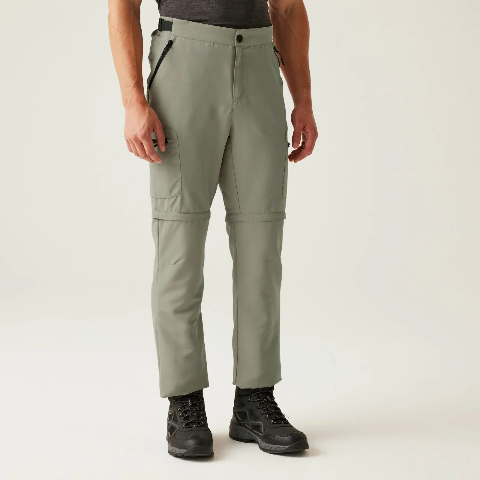 Outdoor Essentials Weekend Adventure Regatta Mens Leesville III Zip Off Walking Trousers