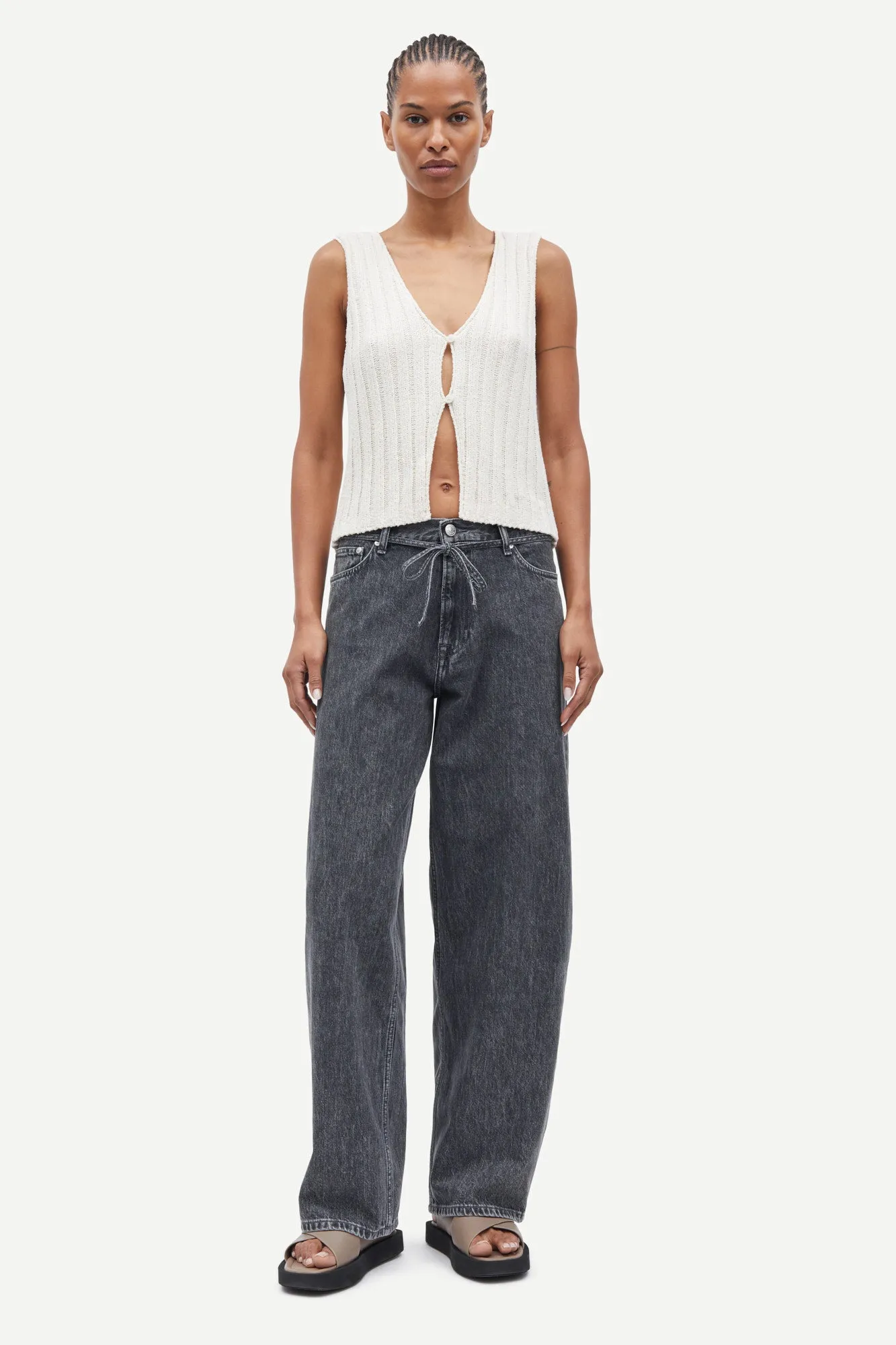 Affordable Neutral Holiday Vibes Saharper Jeans Grey Cloud
