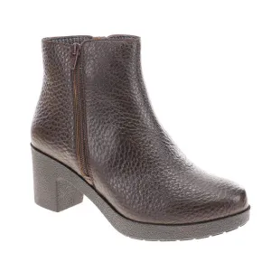 Sovella Women's Kelly heel cup packable