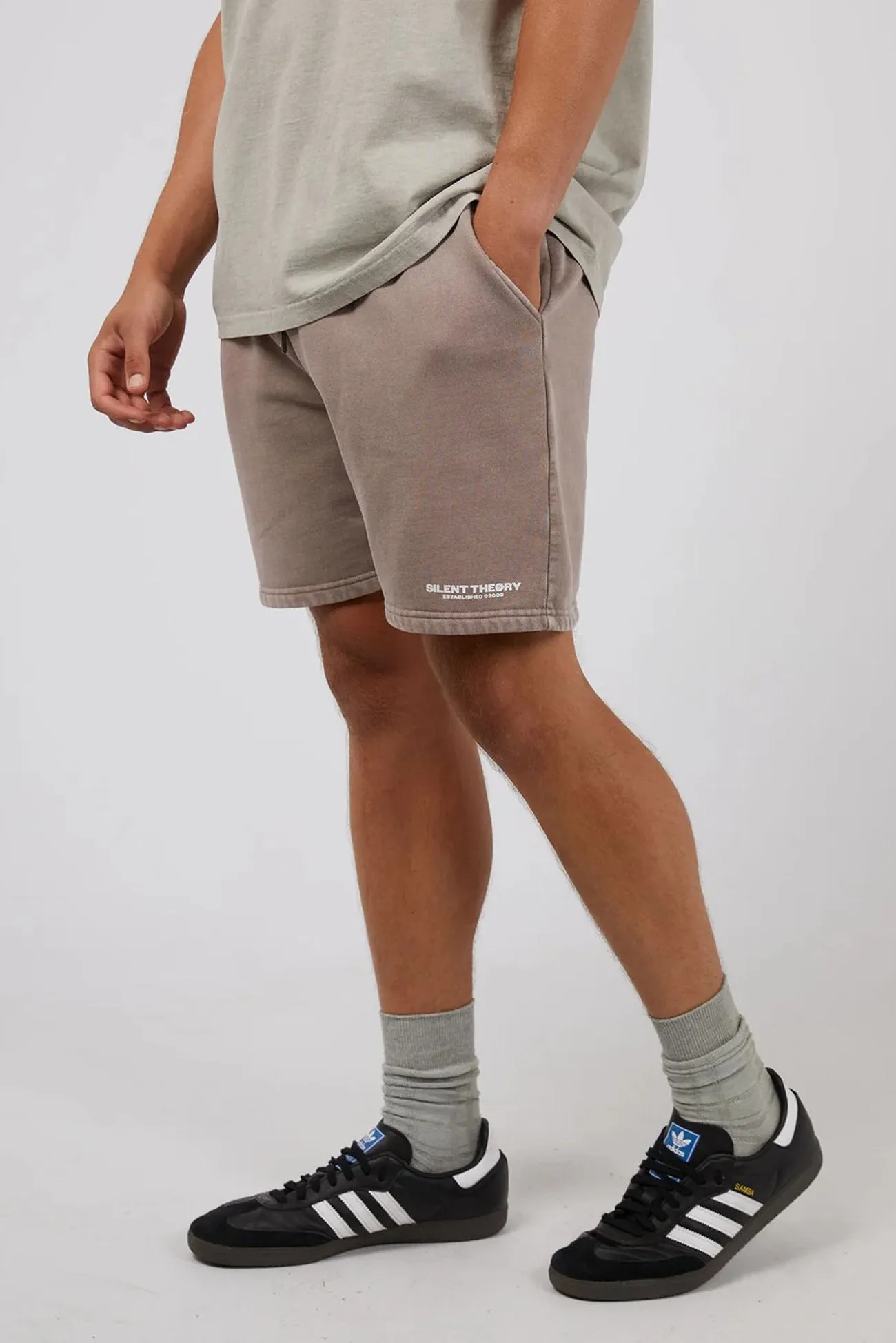 Essential Theory Short Mushroom Hygienic Antimicrobial Layer Pocket Reinforcement