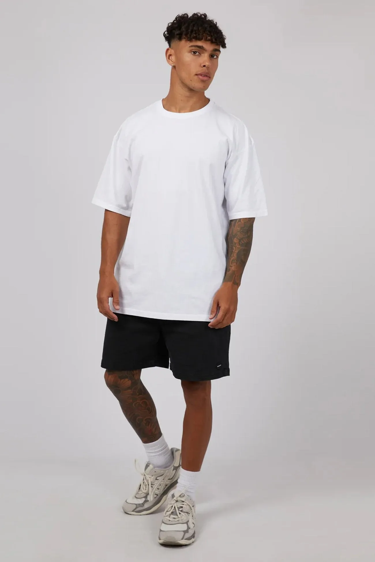 Athletic Vibe Light Layer 17" Twill Jogger Washed Black