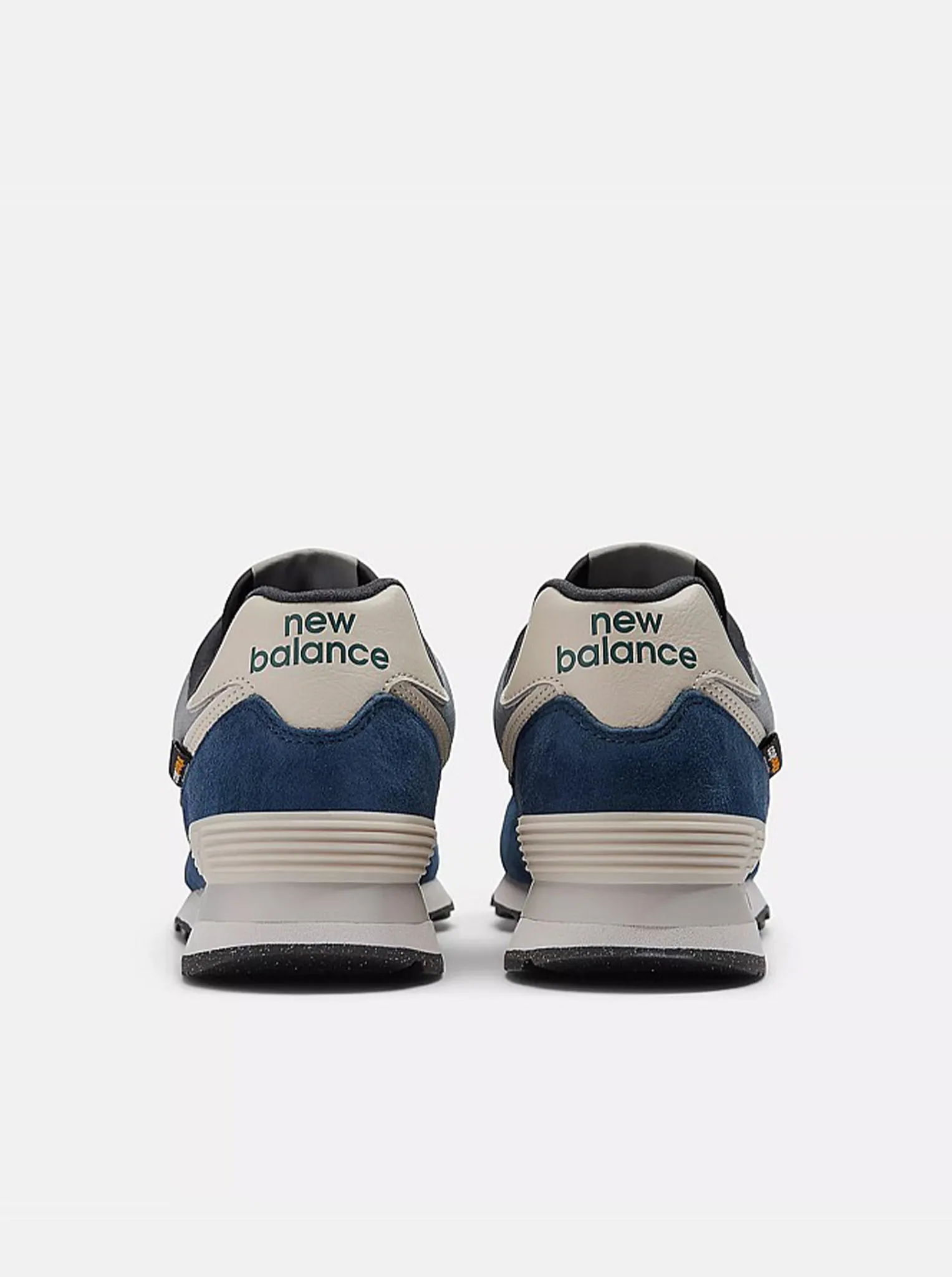 574 Unisex Easy Wear