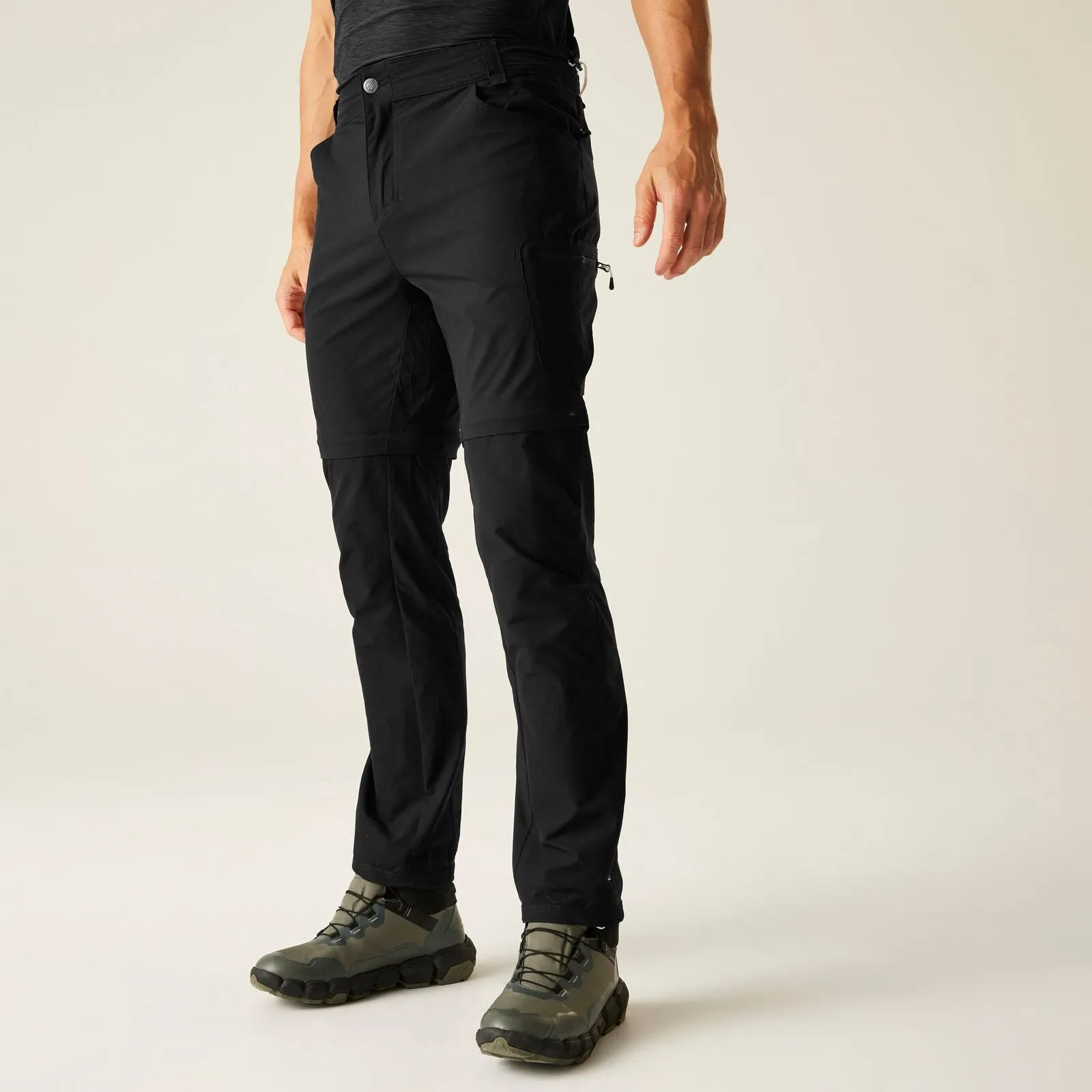 Minimal Edge Snag Free Fabric Dare 2B Mens Tuned In II Zip Off Walking Trousers