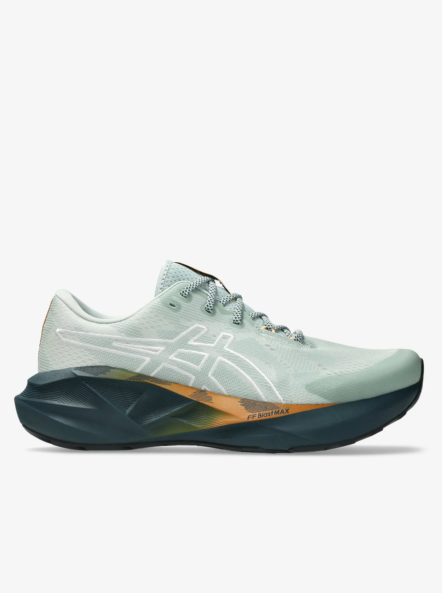 Toe box Feather Light City Adventure Novablast 5 TR Mens