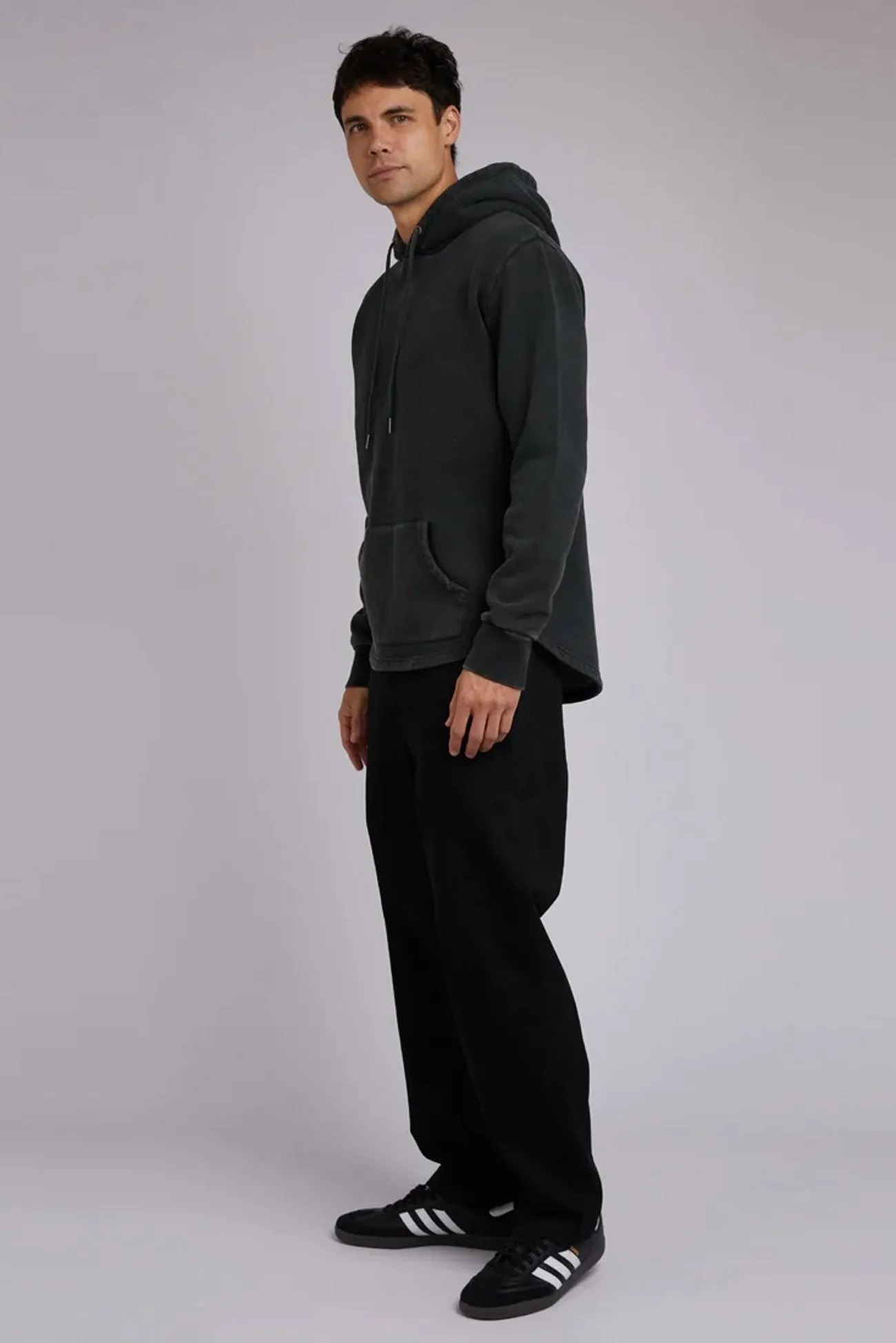 Curved Hem Hoody Dark Green Comfy Look Breathable Layer