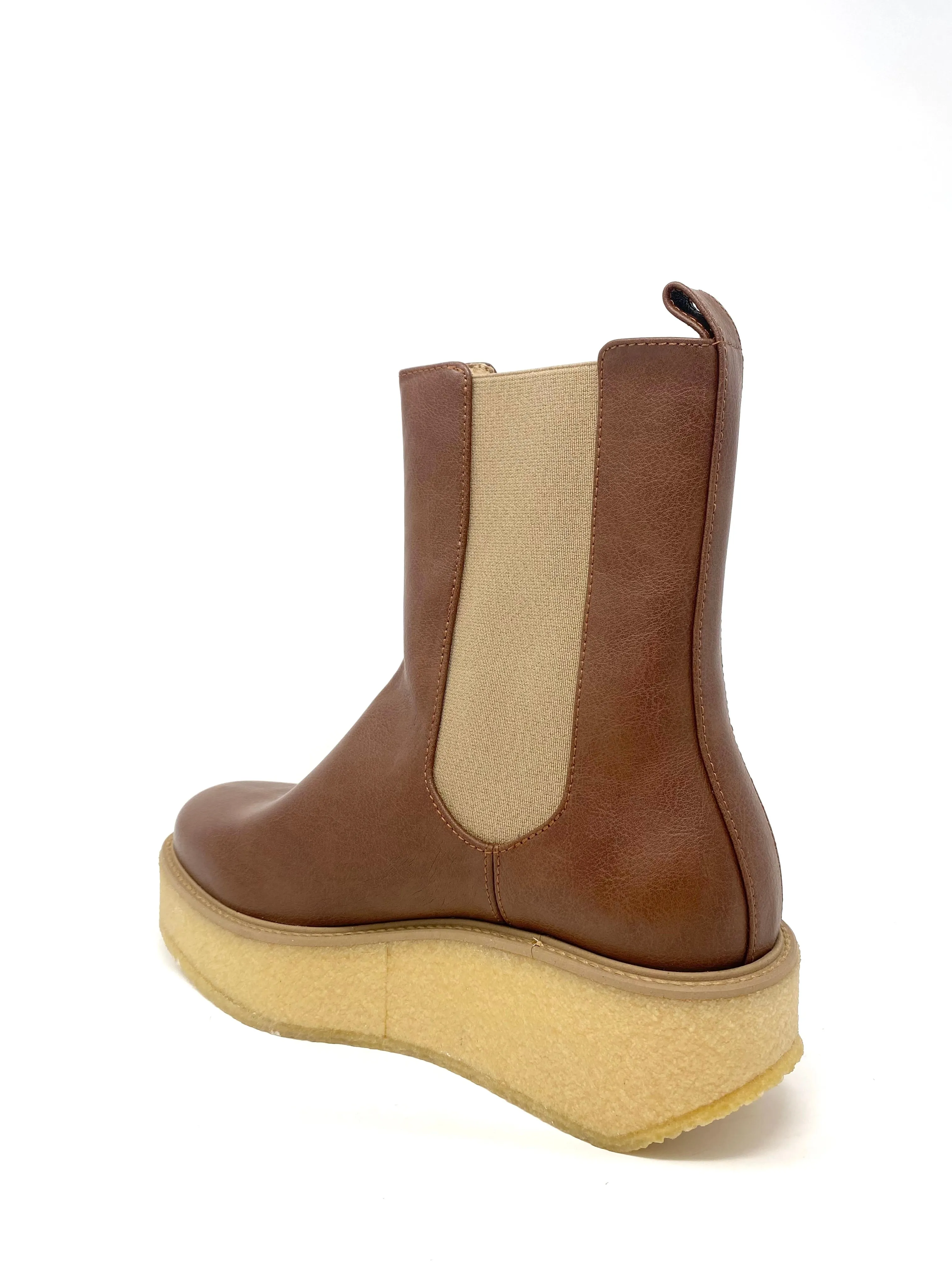 Carey Platform Boot in Tan from Novacas Cushioned Step Rainy Days