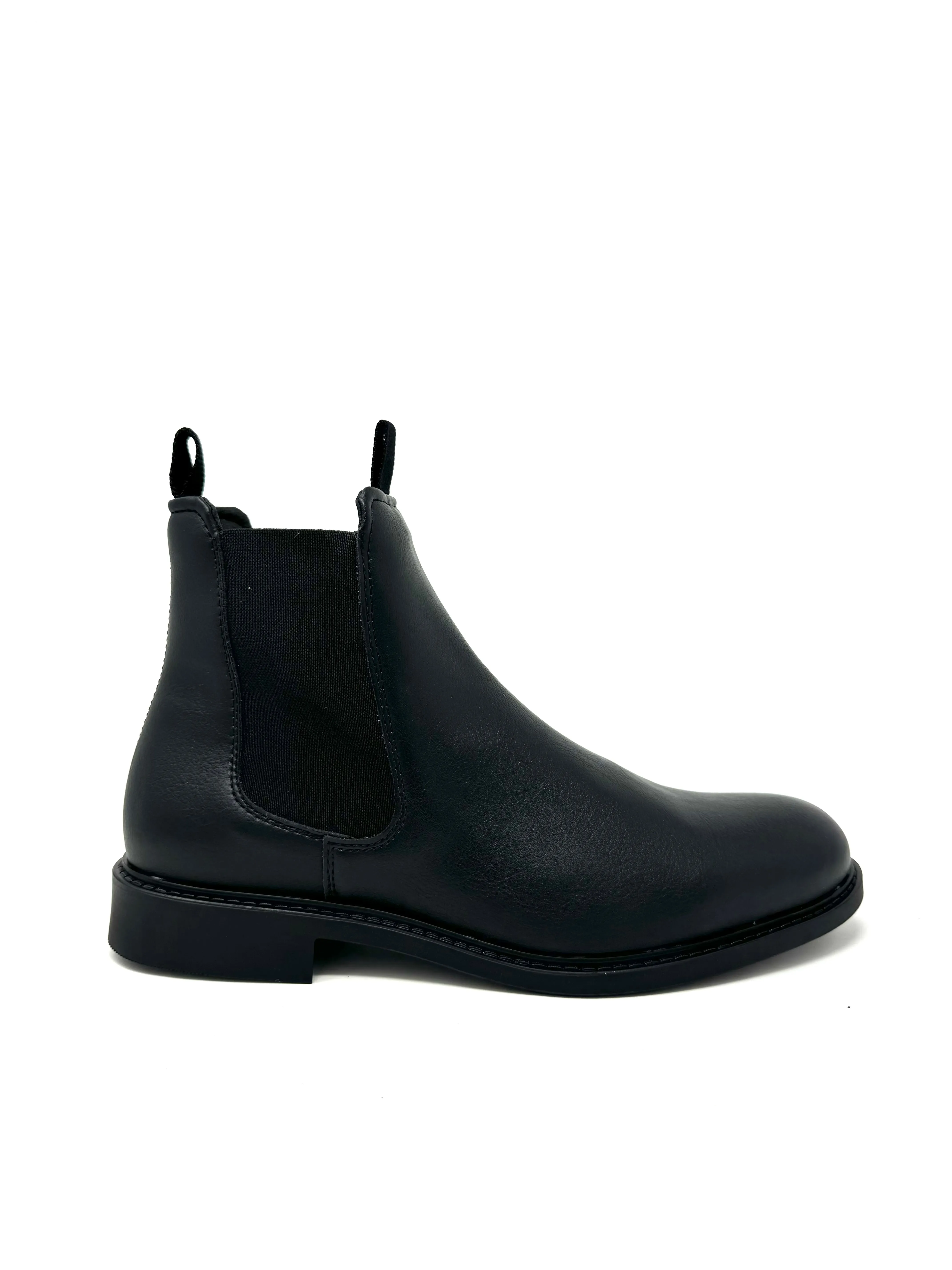Bruce Chelsea Boot in Black from Novacas Adjustable Gusset Design Protective Finish Adventure Seeker