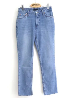 Family Style Parent Style Smart Casual Women's Washed Cutoff Jeans,Light Blue